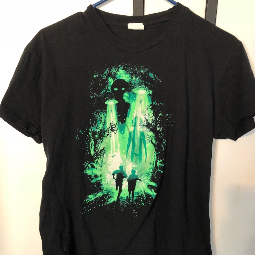 The X-Files Lootcrate Exclusive Shirt
